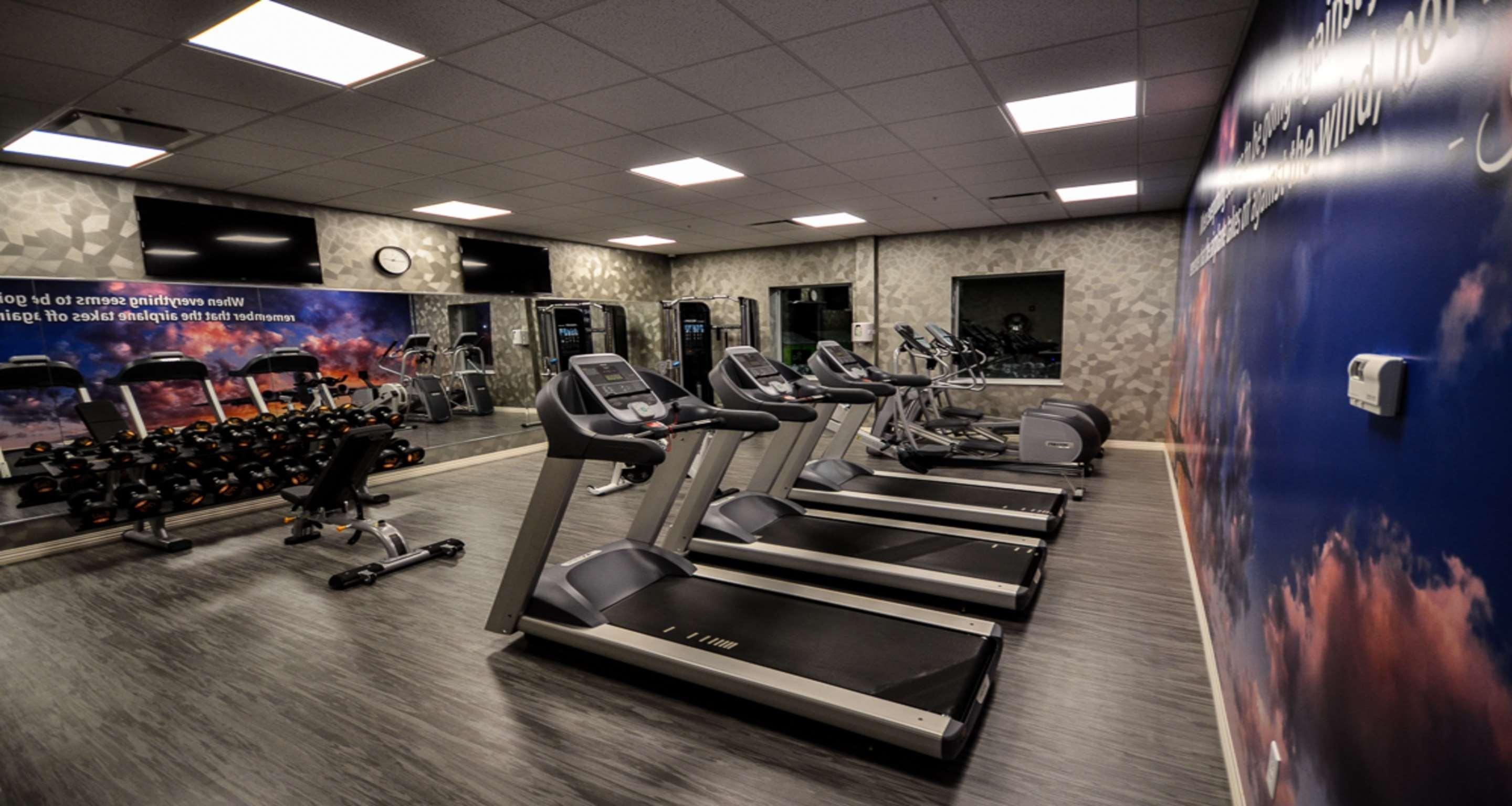 Best Western Plus St. John'S Airport Hotel And Suites Екстер'єр фото