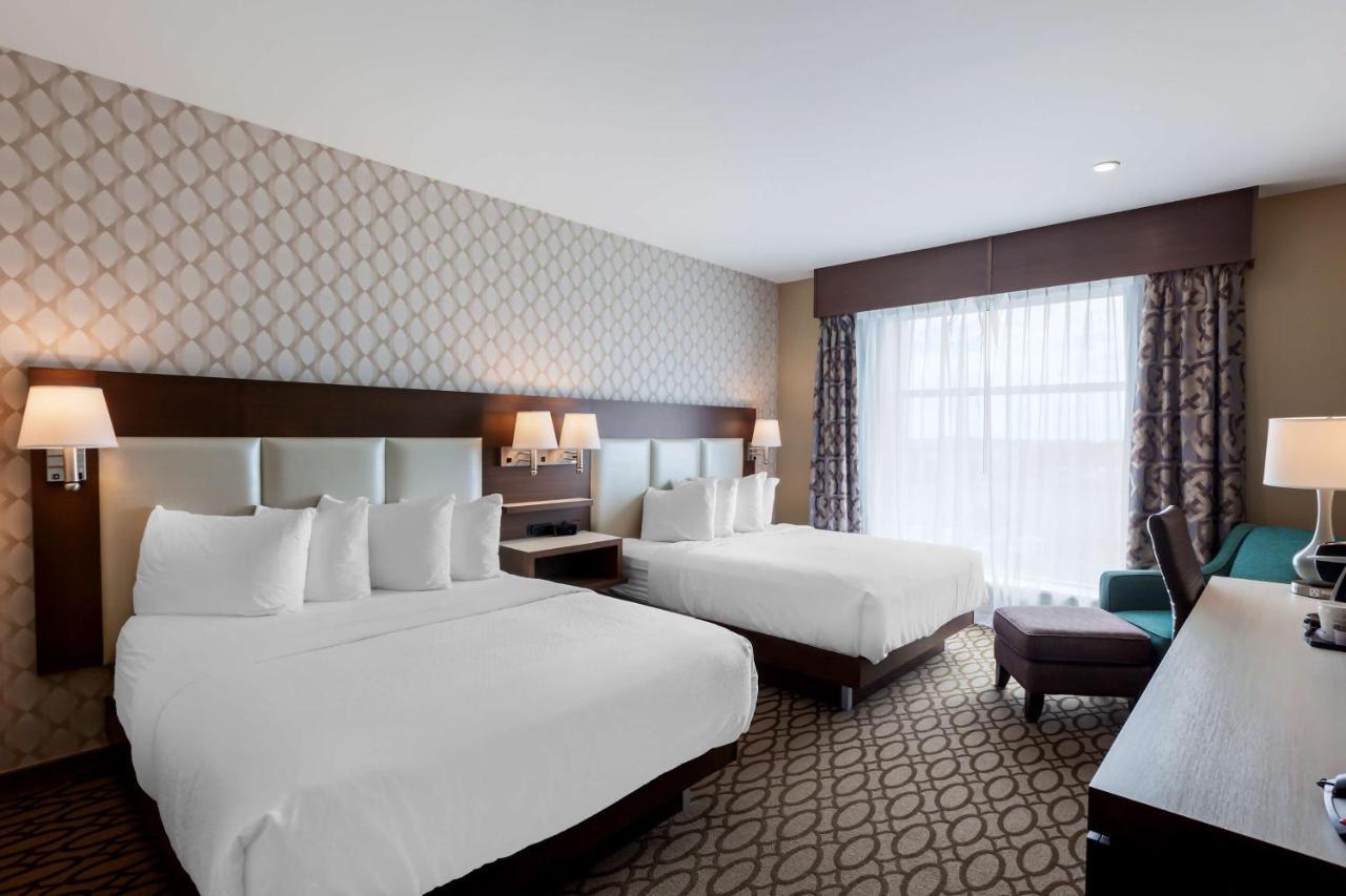 Best Western Plus St. John'S Airport Hotel And Suites Екстер'єр фото