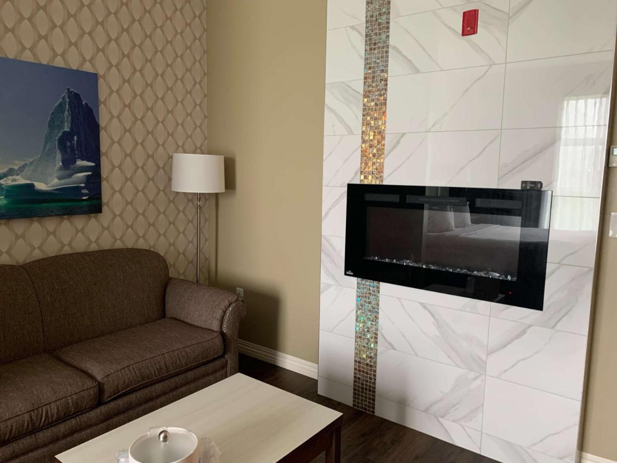 Best Western Plus St. John'S Airport Hotel And Suites Екстер'єр фото